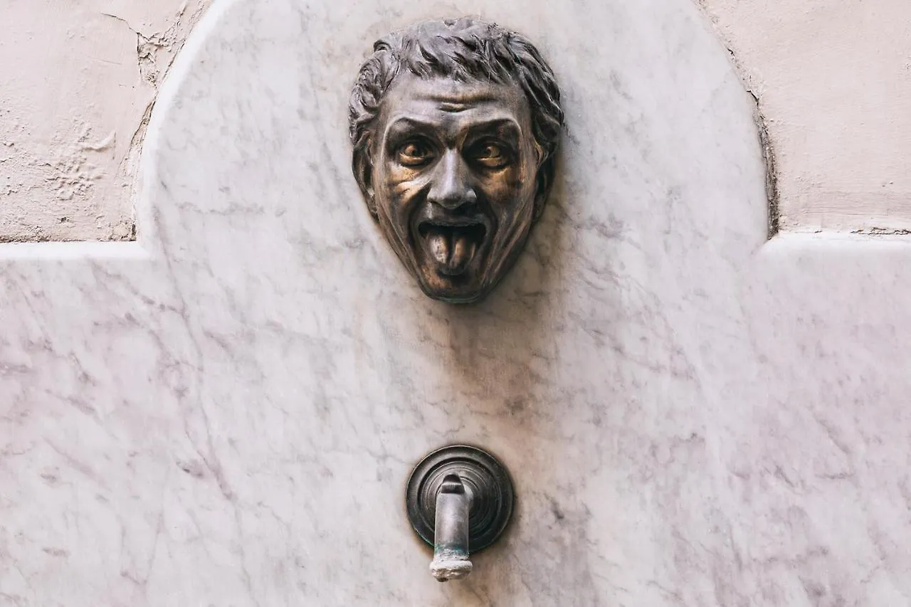 La Smorfia Otel Napoli