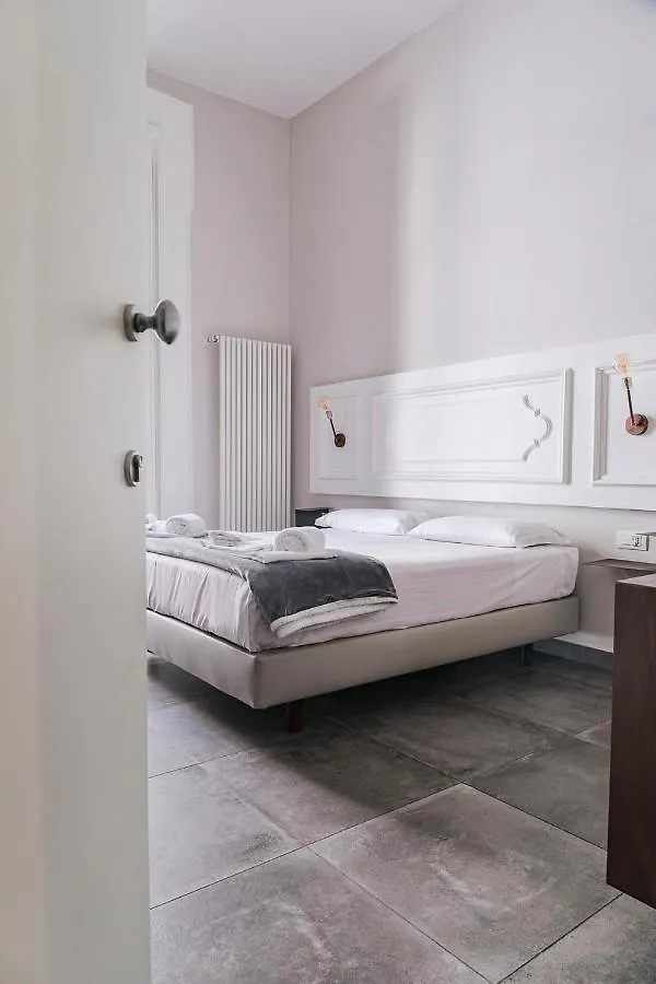 Konukevi La Smorfia Otel Napoli