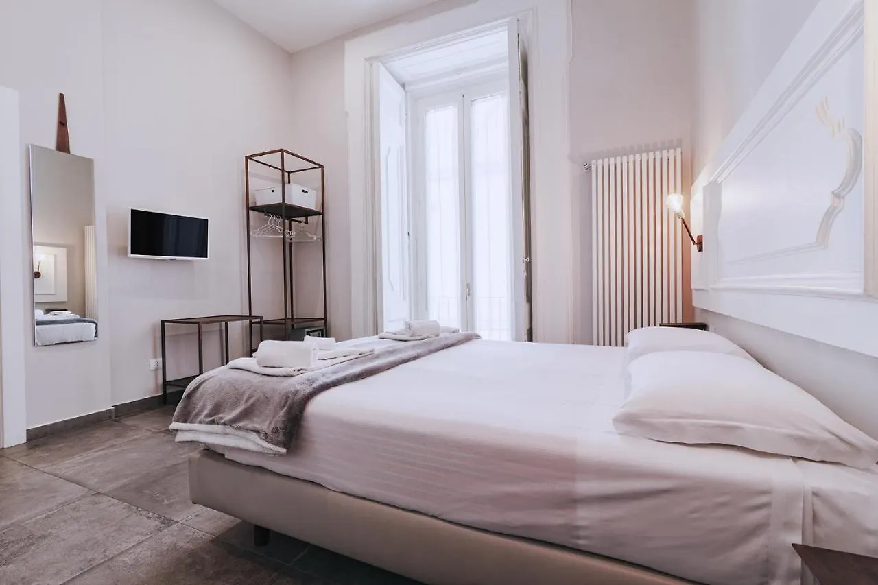 Konukevi La Smorfia Otel Napoli