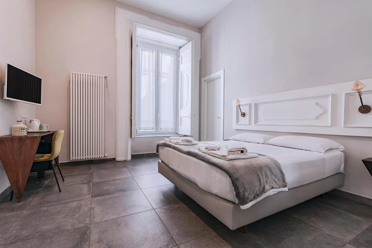 La Smorfia Otel Napoli Konukevi