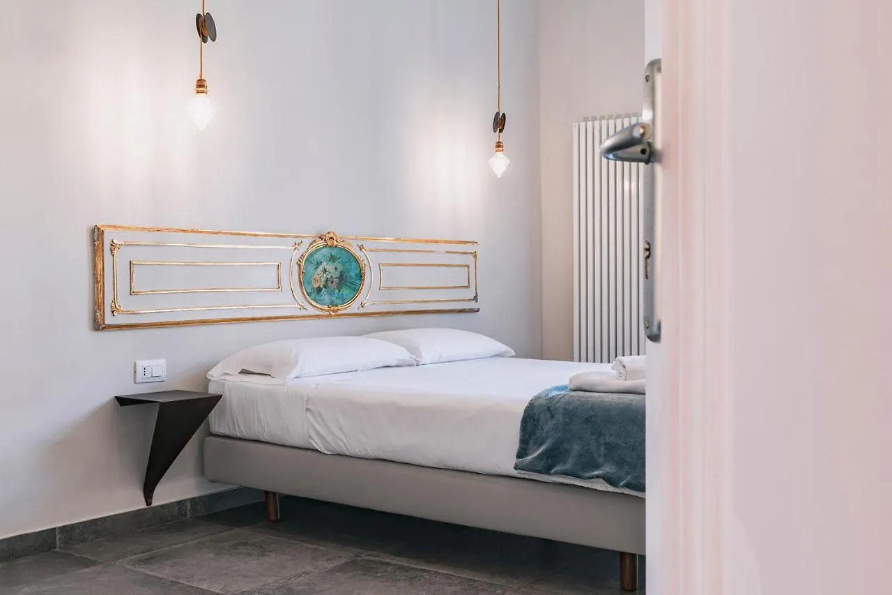 Konukevi La Smorfia Otel Napoli